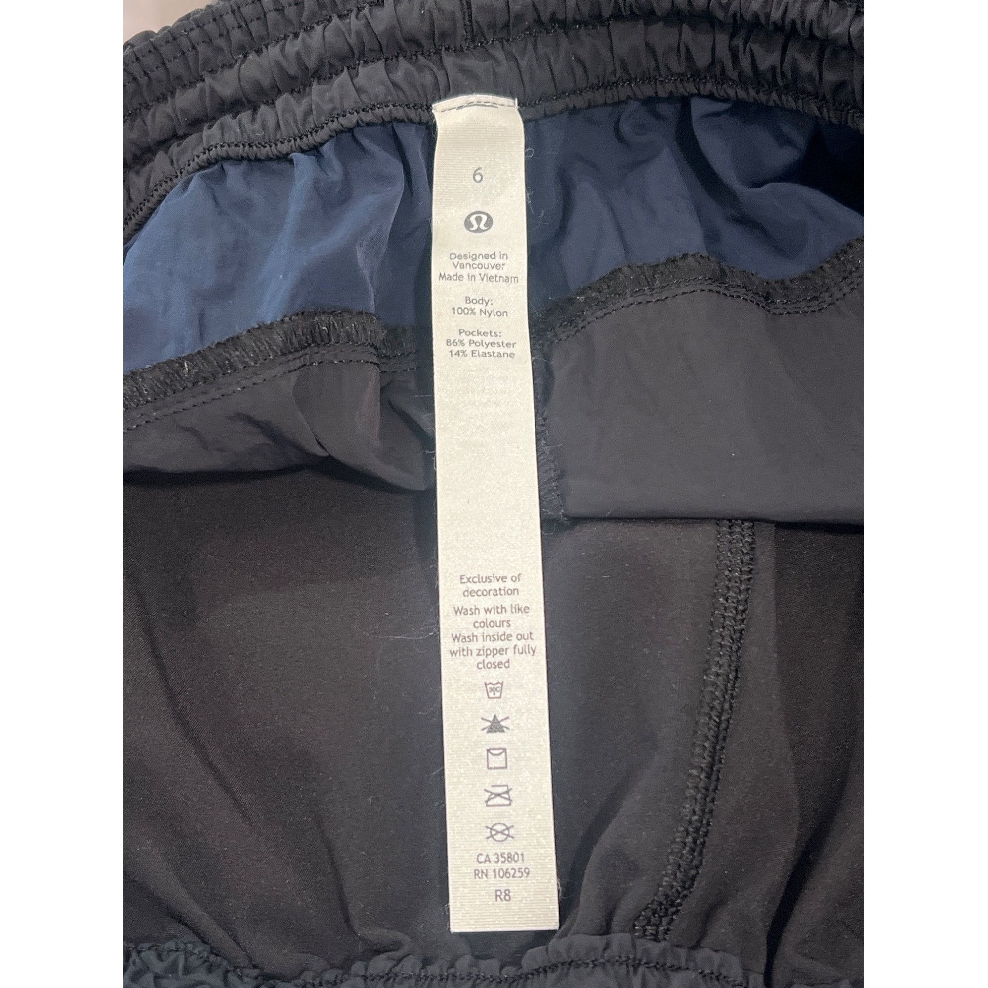 Lululemon Lululemon Evergreen Short Size 6 NWOT True Navy / Black Size 28" / US 6 / IT 42 - 8 Thumbnail