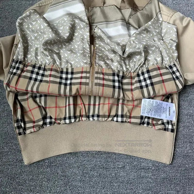 Burberry Burberry Spring Autumn Khaki Cotton Jacket. Size S / US 4 / IT 40 - 7 Thumbnail