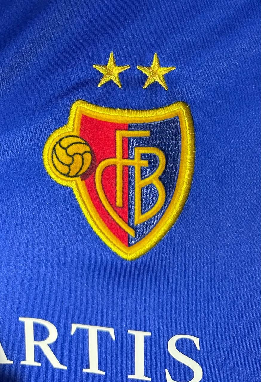 Adidas Basel 1893 Home football shirt Jersey 2017/18 Adidas YOUTH Size US XXS / EU 40 - 2 Thumbnail