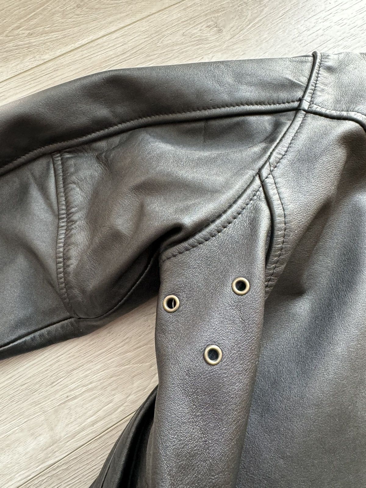 Levi's VINTAGE 90s LEVIS HEAVY LEATHER JACKET Size US M / EU 48-50 / 2 - 16 Thumbnail