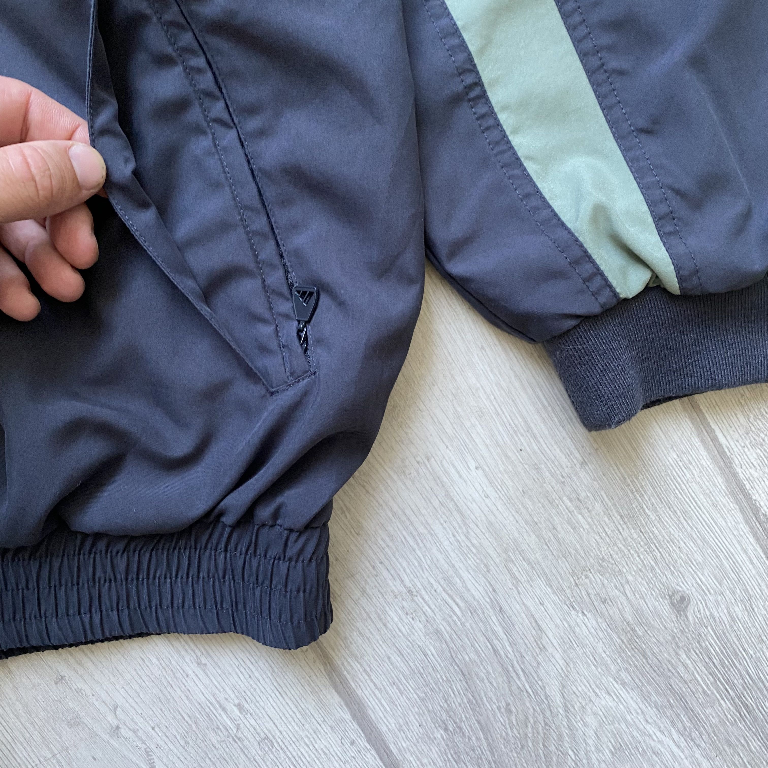Vintage 90s Adidas Nylon track jacket retro sportwear