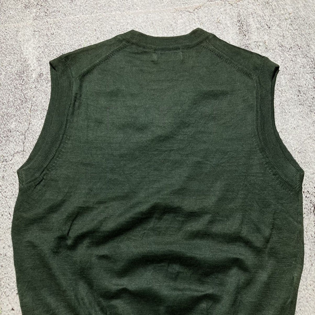 Burberry 1990s Burberrys Small Logo Knit Vest Green Forest Luxury Size US M / EU 48-50 / 2 - 9 Thumbnail