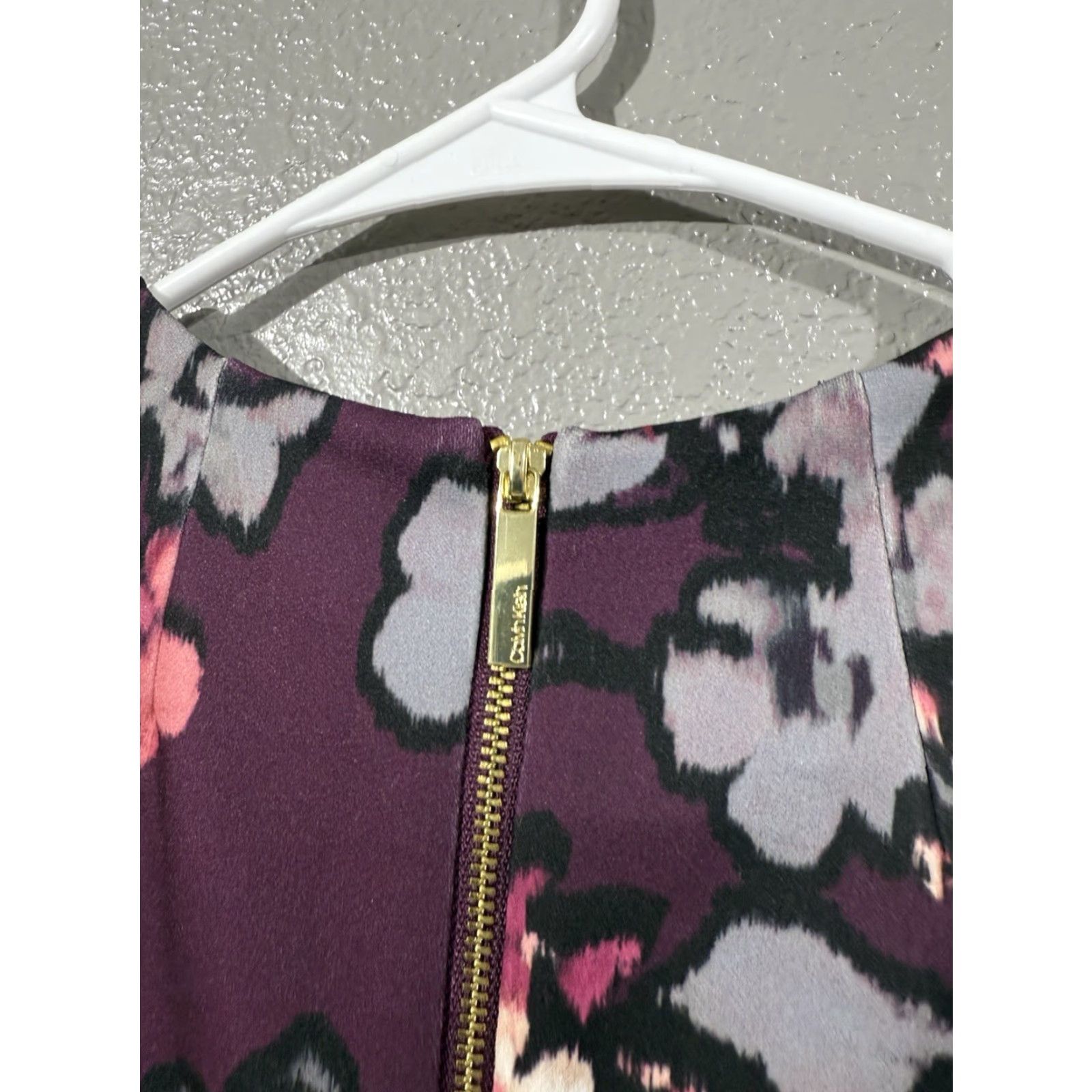 Calvin Klein Calvin Klein Dress Sheath Floral Water Color Print Purple Pink XS? 2? Not sure. Size XS / US 0-2 / IT 36-38 - 7 Thumbnail