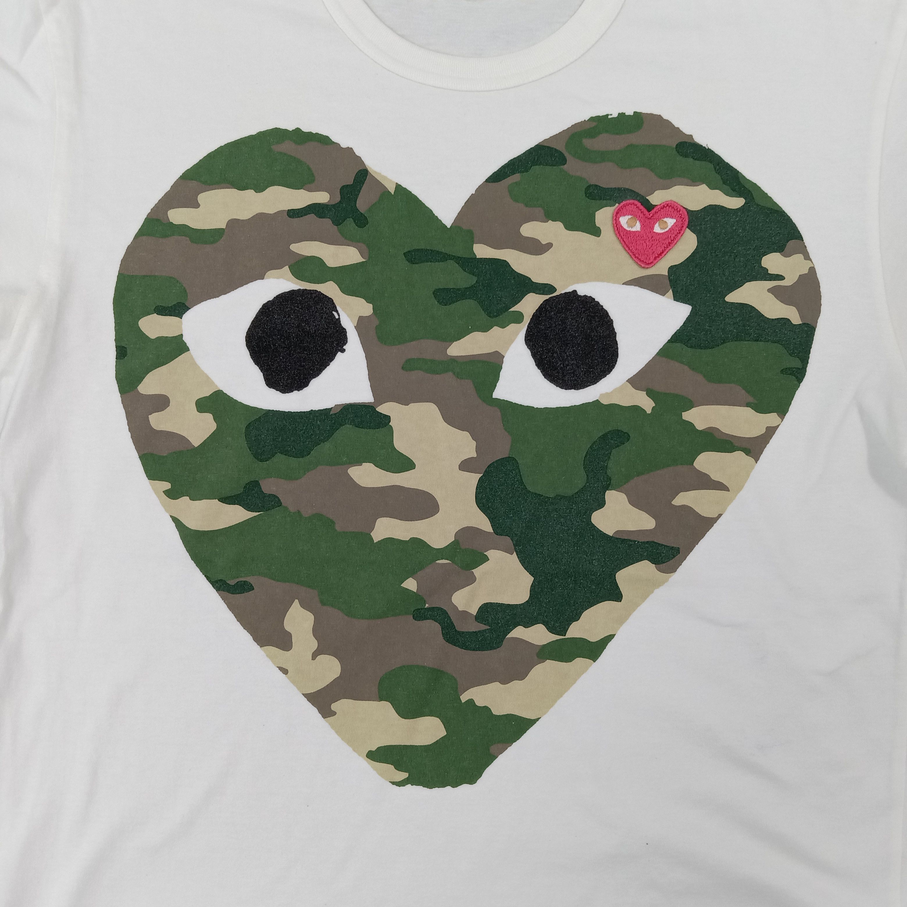 Comme des Garcons Comme des Garçons PLAY Camo Heart Tshirt C267N34 Size US M / EU 48-50 / 2 - 2 Thumbnail
