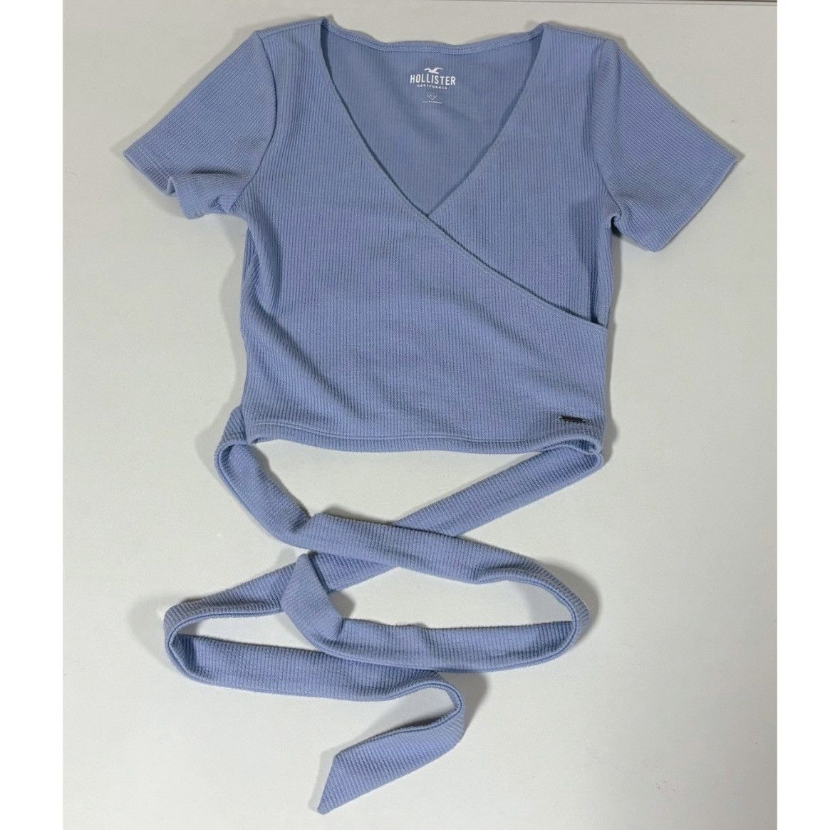 Hollister Hollister Periwinkle Wrap-Around Shirt Top Blouse Tee XS 🦋✨ Size XS / US 0-2 / IT 36-38 - 1 Thumbnail