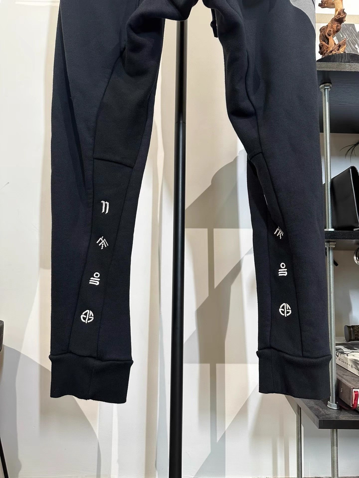 11 By Boris Bidjan Saberi 11by BBS Stitched Elastic Cuff Sweatpants K35 Size US 35 - 5 Thumbnail
