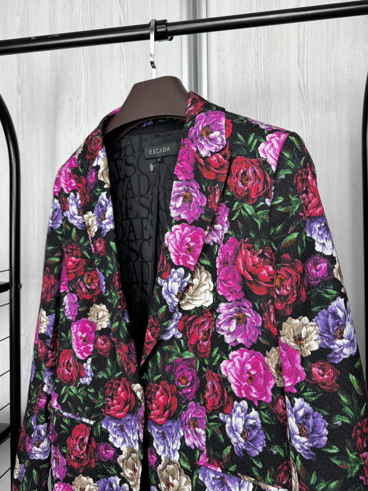Escada Escada Dinavia Floral-print Hammered Cotton Viscose Jacket Size L / US 10 / IT 46 - 4 Thumbnail