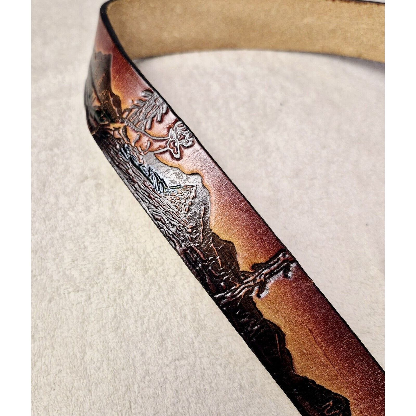 0608WEAR Vintage Buck Deer Belt 44in Buckle Genuine Leather Mountain Size 44 - 10 Thumbnail