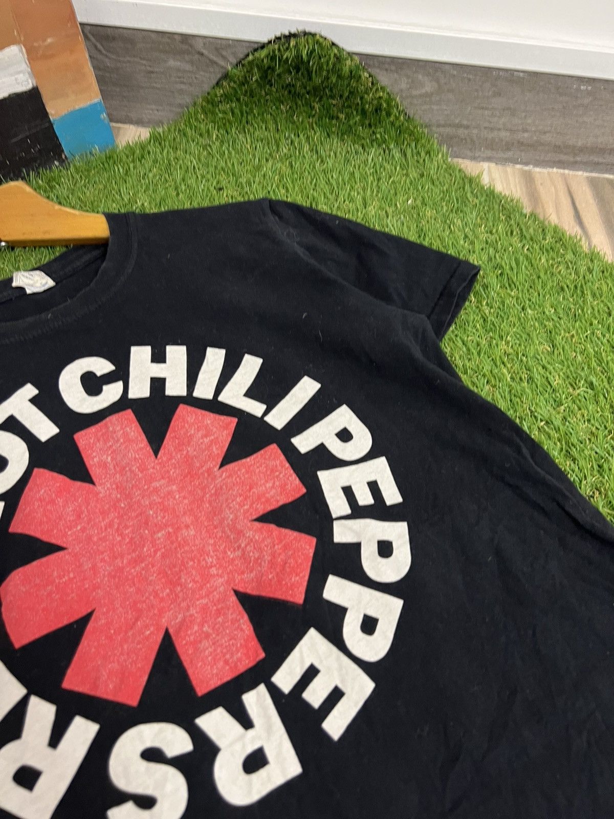 Band Tees × Vintage Vintage Red Hot Chili Peppers T-shirt Size US M / EU 48-50 / 2 - 3 Thumbnail