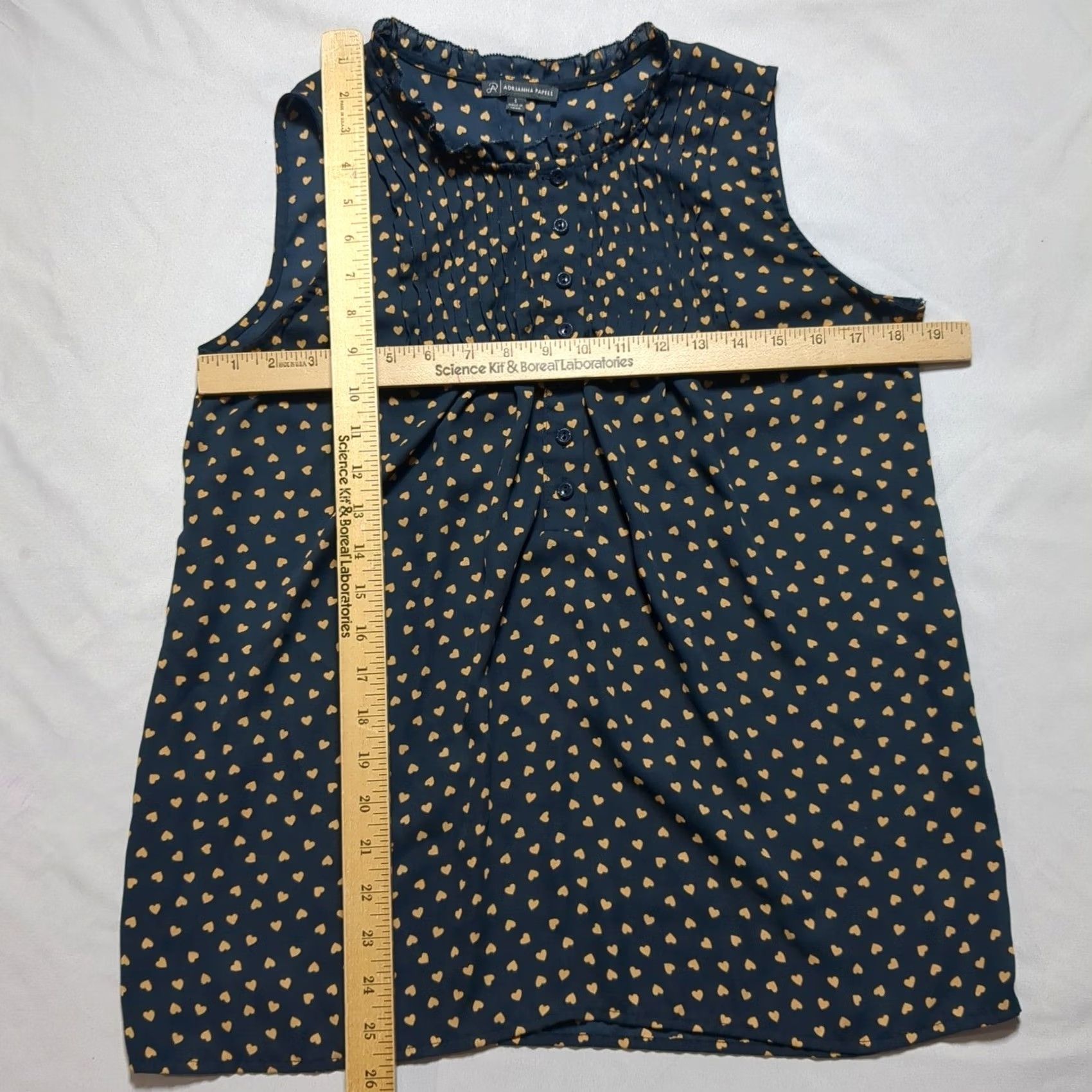 Adrianna Papell Adrianna Papell Navy Blue Gold Heart Print Sleeveless Ruffle Neck Blouse Small Women Shirt Female Office Wear Plaid? Wait Size S / US 4 / IT 40 - 6 Thumbnail