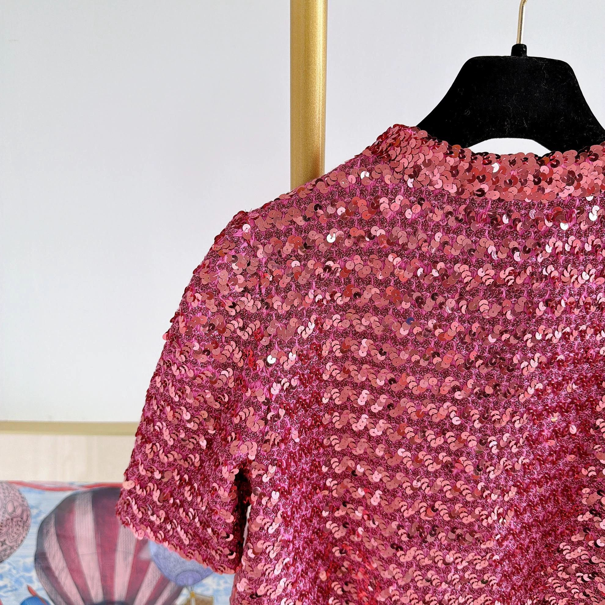 Gucci Gucci red sequin top M new with tags Size M / US 6-8 / IT 42-44 - 5 Thumbnail