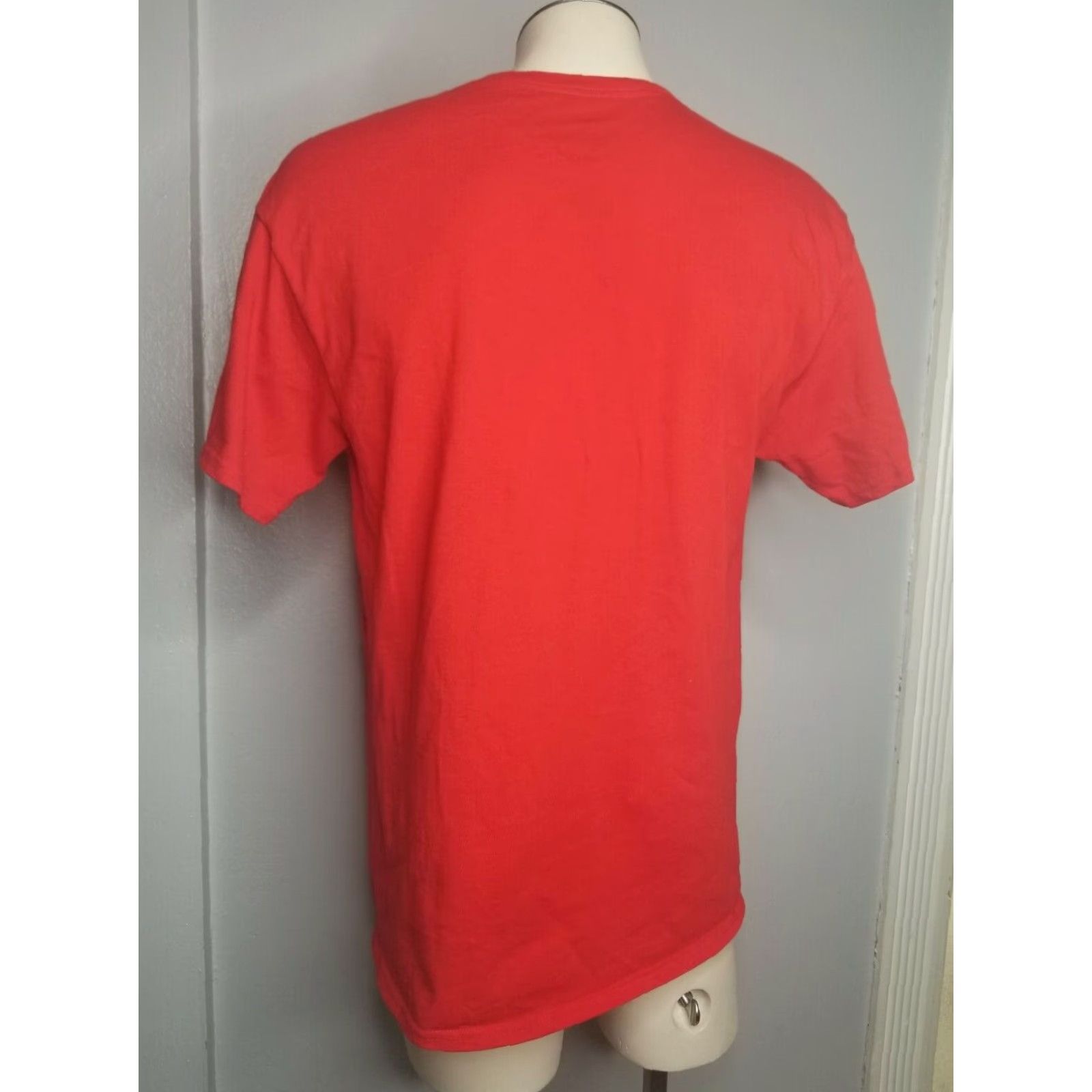 Disney Disney Mickey T-shirt Mens L Red Flocked Graphic DJ Speakers AOP Size US L / EU 52-54 / 3 - 2 Thumbnail