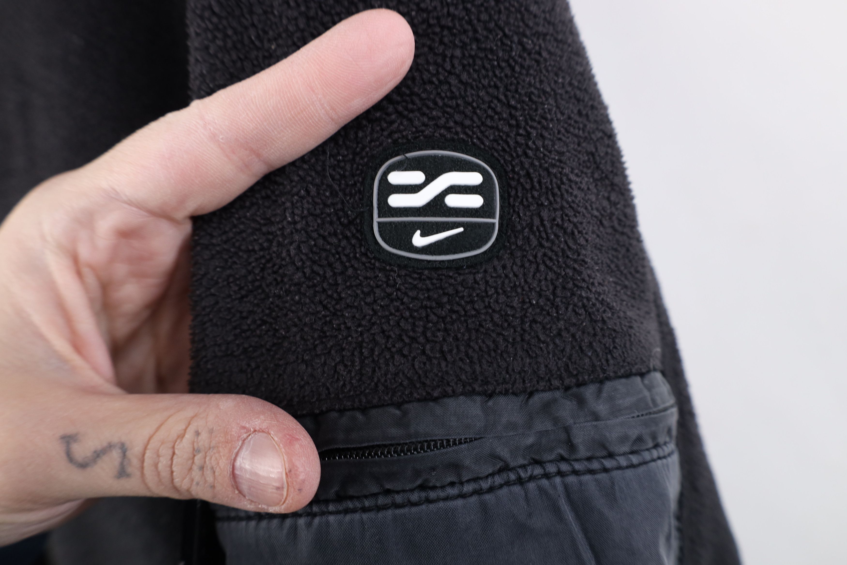 Nike Vintage Nike Mini Swoosh Half Zip Fleece Hooded Jacket Black Size US L / EU 52-54 / 3 - 5 Thumbnail