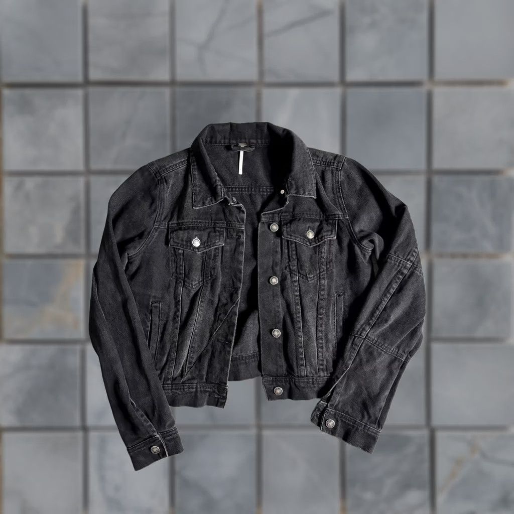 Free People VINTAGE Free People Jacket Womens S Black Denim Button Front Cropped Classic Size S / US 4 / IT 40 - 1 Thumbnail