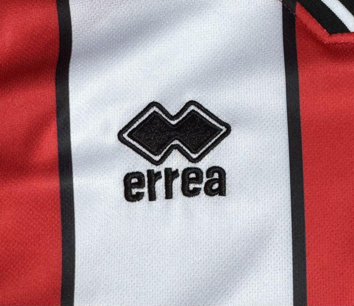 Errea Sheffield United 2023 2024 Home Shirt Soccer Jersey Errea Size US M / EU 48-50 / 2 - 5 Thumbnail