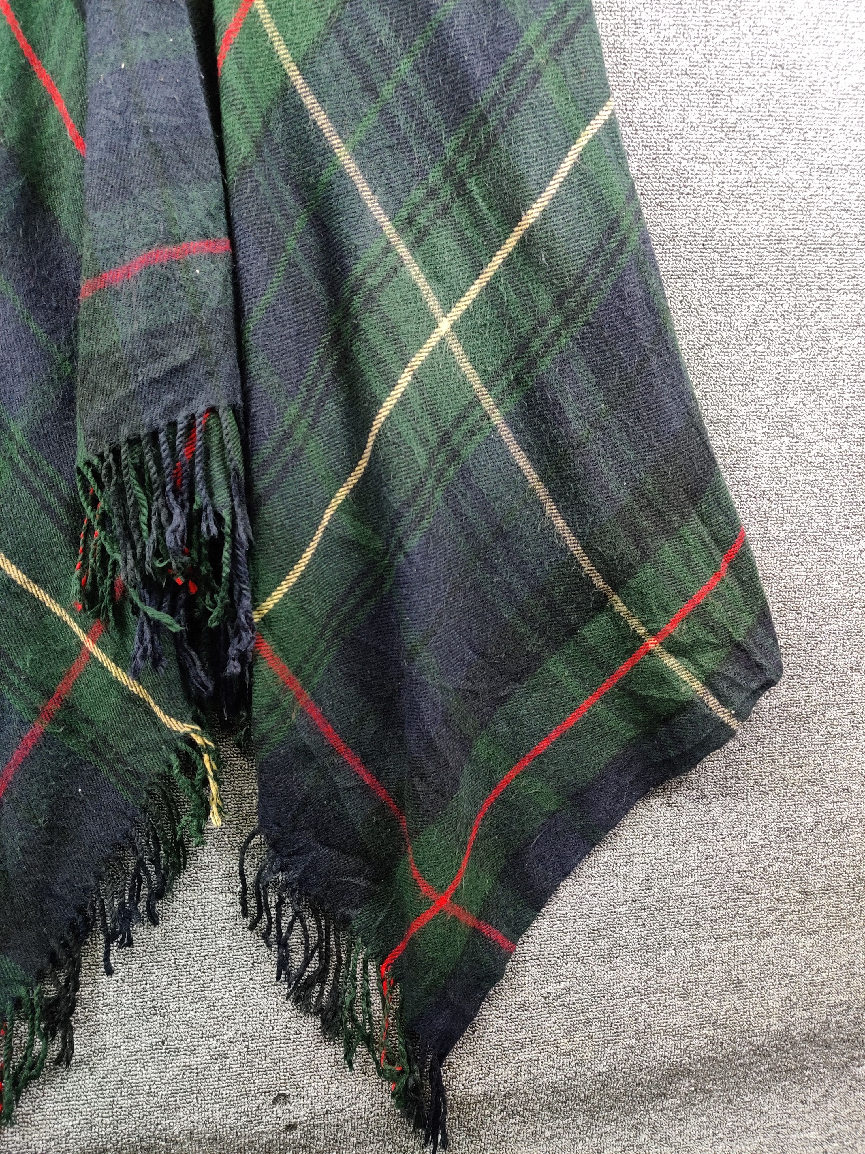 Japanese Brand Japanese Brand Find Favor Poncho Nice Design Size US XXL / EU 58 / 5 - 3 Thumbnail