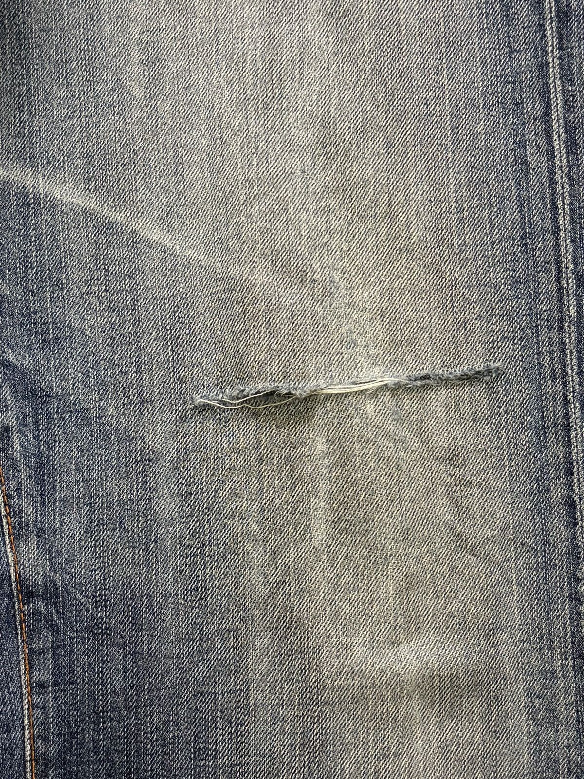 AG Adriano Goldschmied Vintage Adriano Goldschmied Distressed Flare Jeans Size 34" / US 12 / IT 48 - 3 Thumbnail