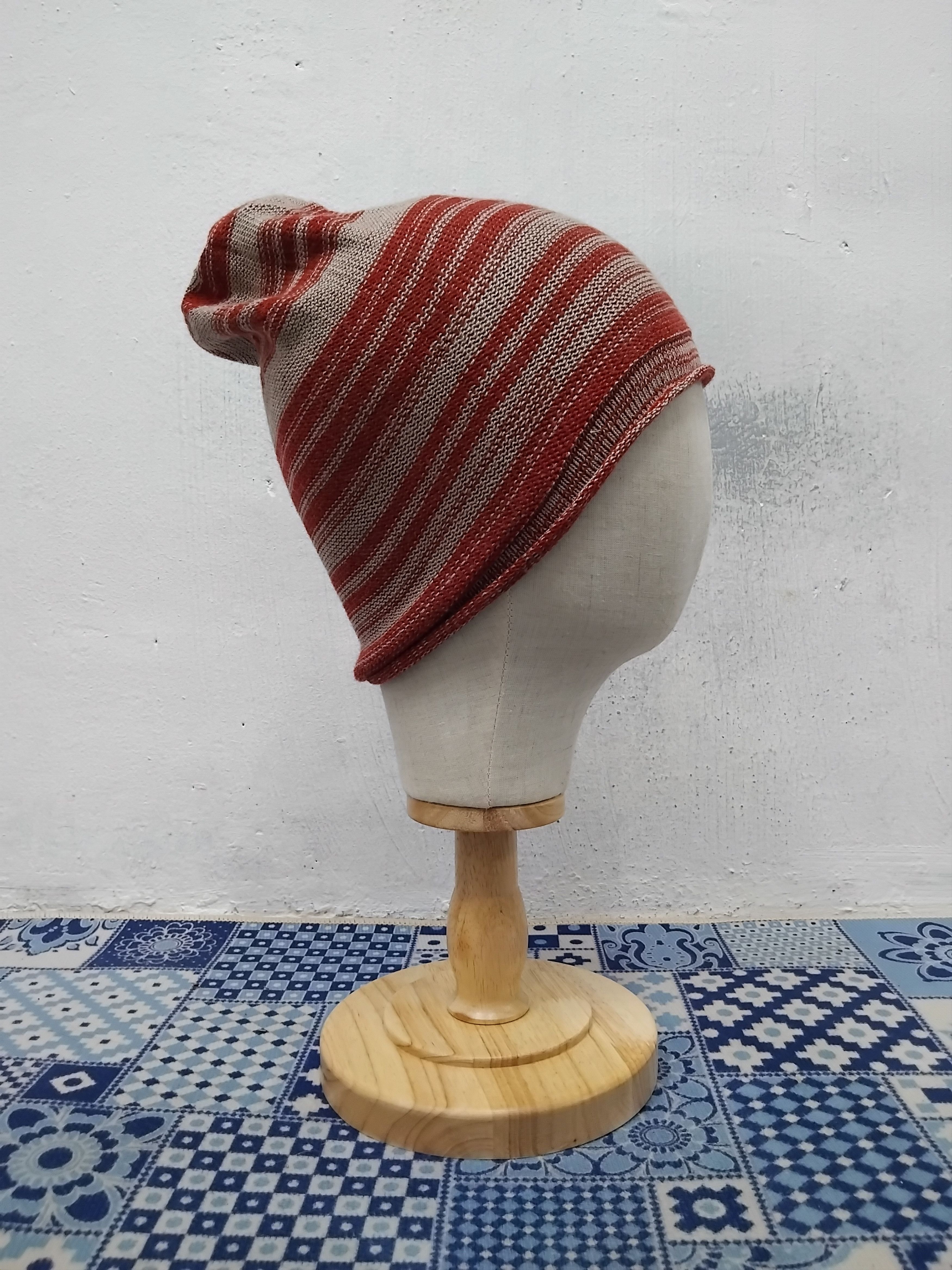 Japanese Brand 💥Unbranded stripe red beanie hat Size ONE SIZE - 5 Thumbnail