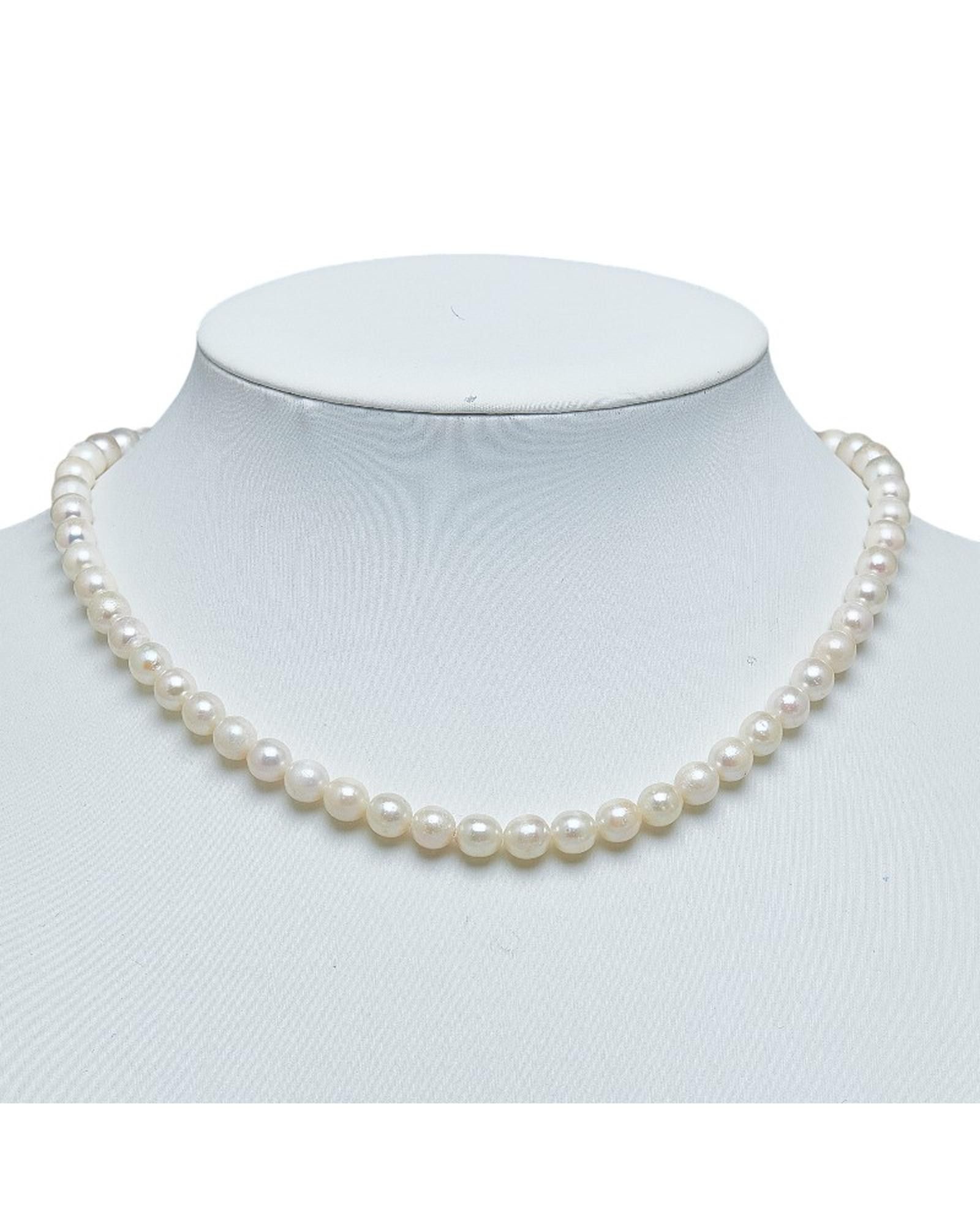 image of Classic Pearl Necklace Jewelry in White, Women's
