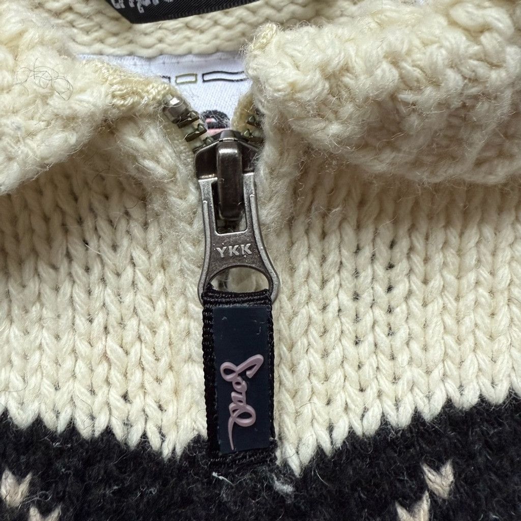 The Unbranded Brand Triple Five Soul Cream and Black Cowl Neck Zip Up Sweater Size M / US 6-8 / IT 42-44 - 6 Thumbnail