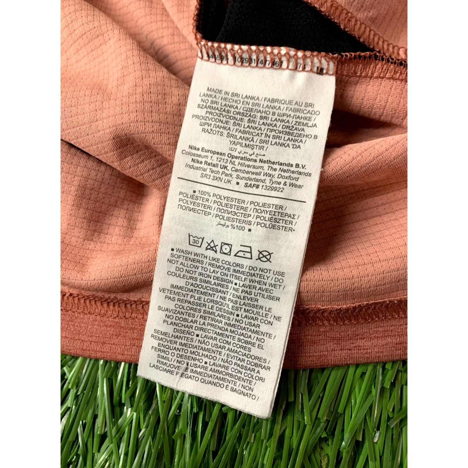 Nike Nike Pro Dri-Fit Slim-Fit Mens Compression Shirt Jersey Size L Size US L / EU 52-54 / 3 - 6 Thumbnail