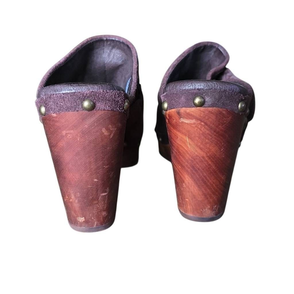 Ugg Ugg Women's Size 6 Dark Brown Suede Studded Open Back Mule H Size US 6 / IT 36 - 5 Thumbnail