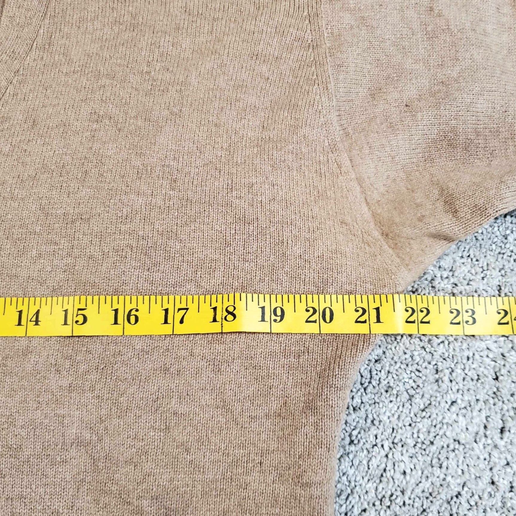 Arrow VINTAGE JAEGER Cashmere Cardigan Sweater Mens L Beige 100% Cashmere Secret/Geek Casual 1950s-60s Mens (if applicable) Size US L / EU 52-54 / 3 - 4 Thumbnail