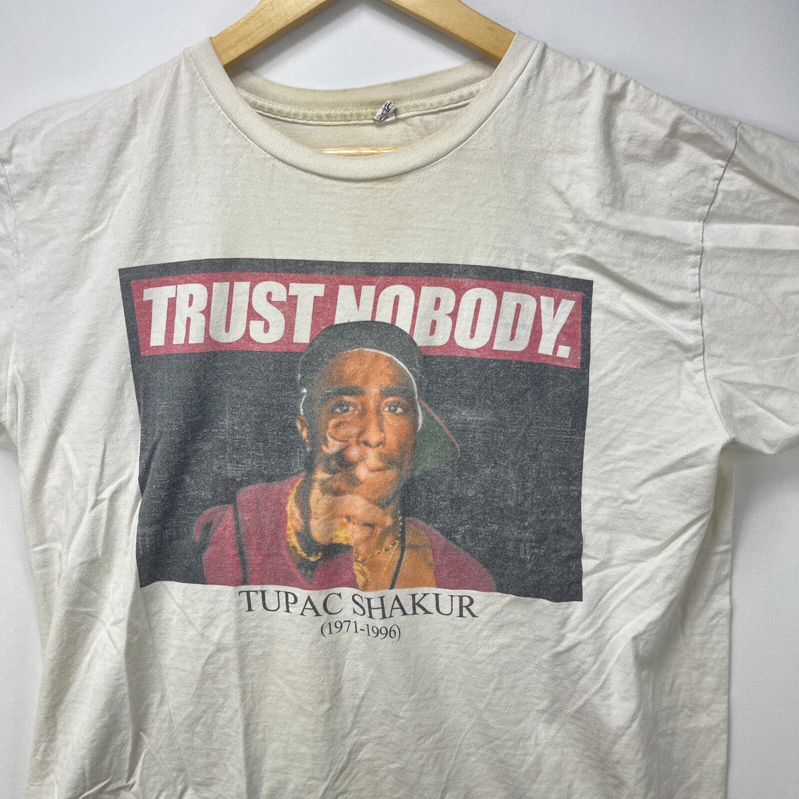 Vintage Vintage Y2K Tupac Shakur Trust Nobody T-Shirt Large Size US L / EU 52-54 / 3 - 2 Thumbnail