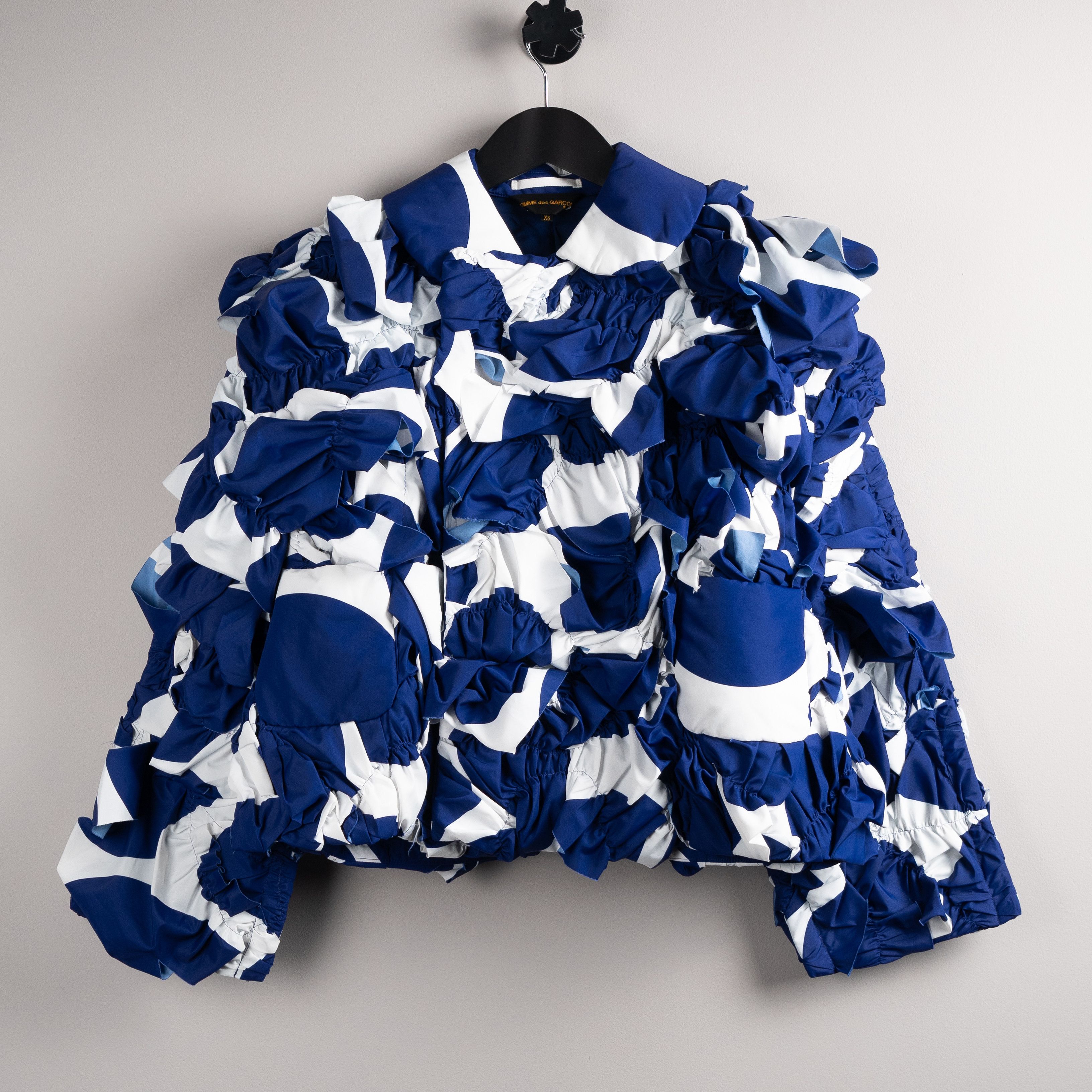 Comme des Garcons Comme Des Garcons SS24 Ruffle Jacket White/Blue Size XS / US 0-2 / IT 36-38 - 1 Thumbnail