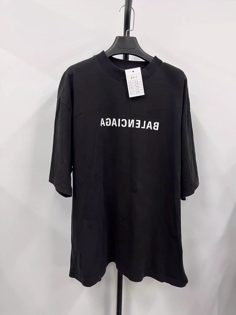Balenciaga Balenciaga Reversed printed monogram short sleeves Size US XL / EU 56 / 4 - 1 Thumbnail