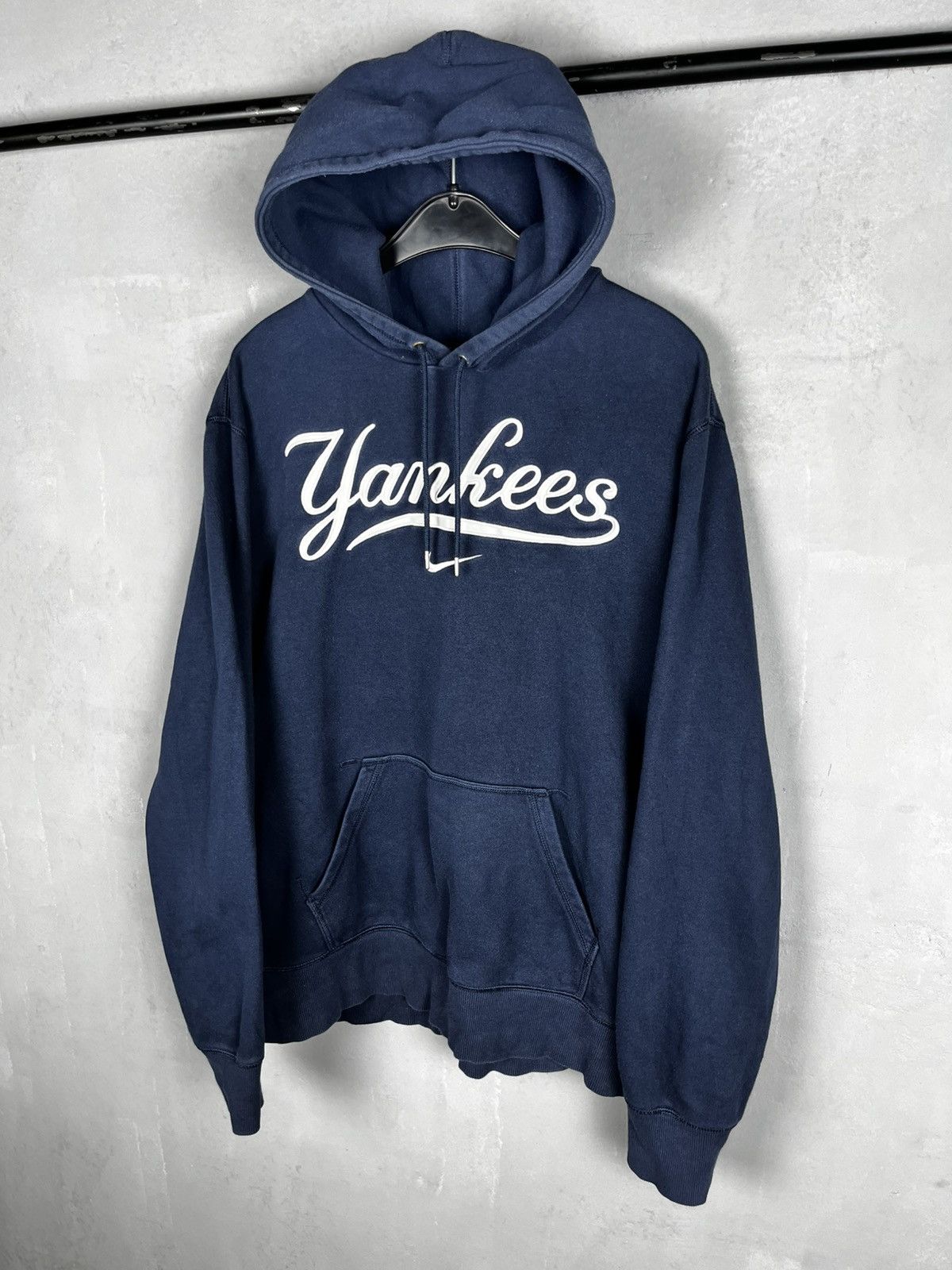 New York Yankees Nike x new york ya kees y2k center swoosh hoodie size XXL Size US XXL / EU 58 / 5 - 1 Thumbnail