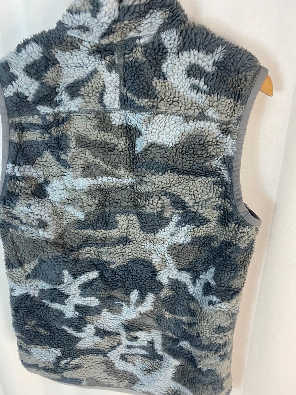 L.L. Bean L.L BEAN MULTICOLOR FLEECE ZIPPER VEST Size US M / EU 48-50 / 2 - 8 Thumbnail