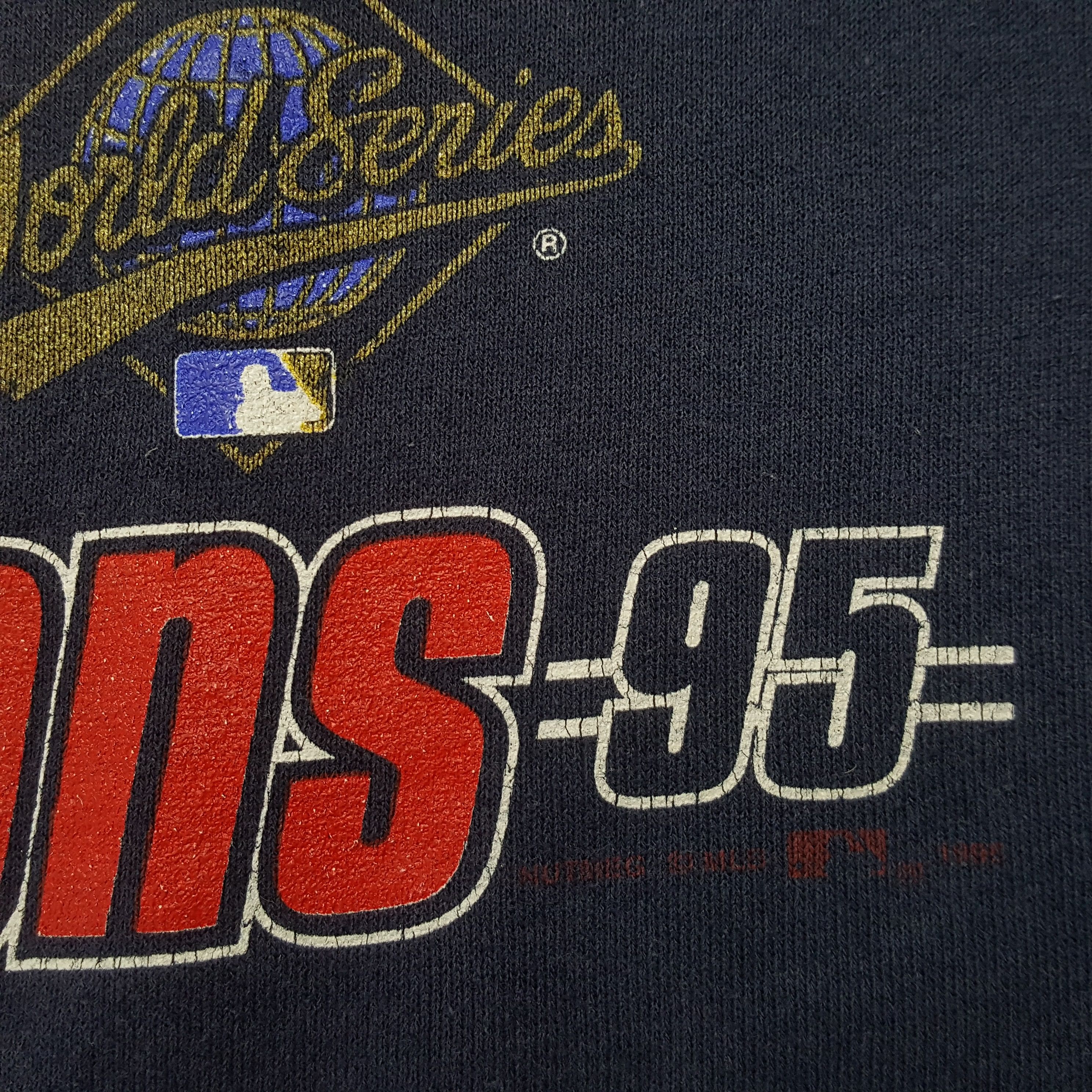 MLB CLEVELAND INDIANS MLB Baseball Team Sweatshirt C287N12 Size US L / EU 52-54 / 3 - 7 Thumbnail