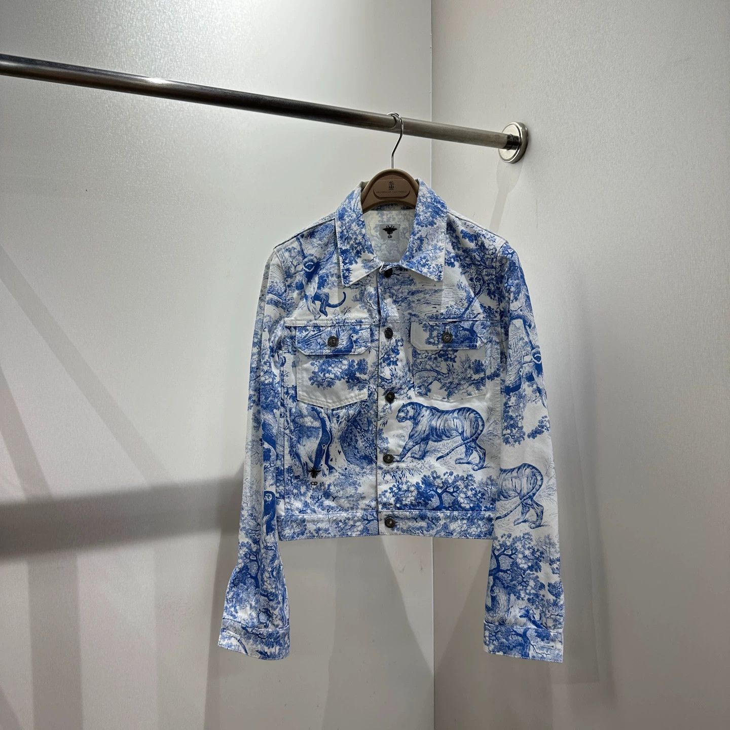 Christian Dior Monsieur CD apr715 all-over zoo print denim jacket women's 36 cotton Size XS / US 0-2 / IT 36-38 - 1 Thumbnail