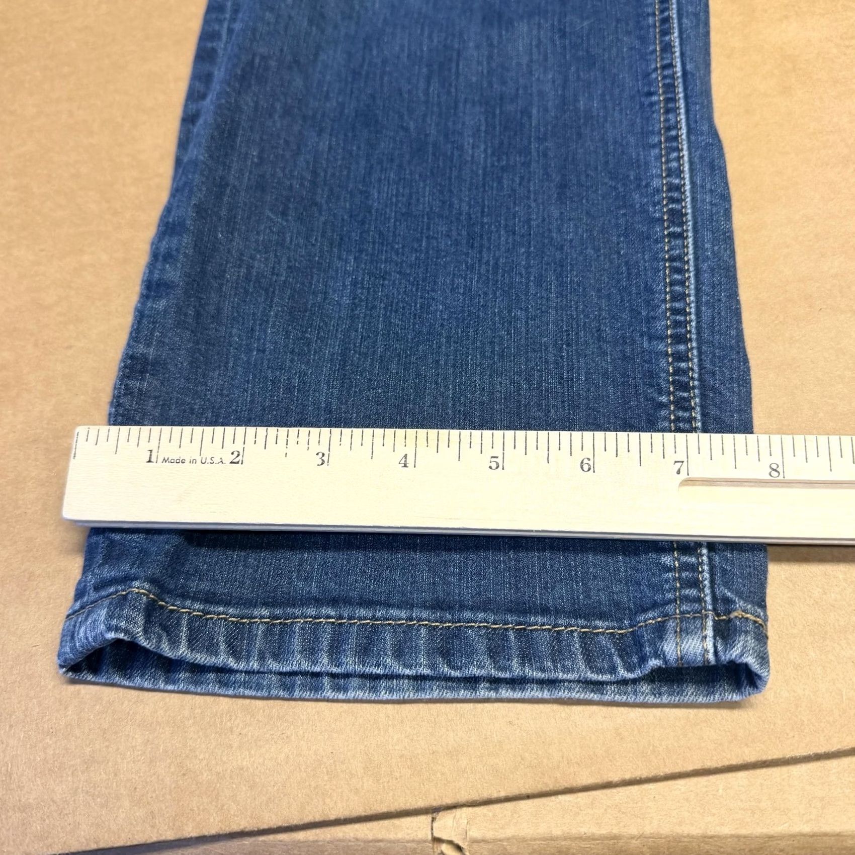 Levi's Levi's 541 Athletic Taper Jeans Mens 38x34 Medium Wash Blue Denim Size US 38 / EU 54 - 2 Thumbnail