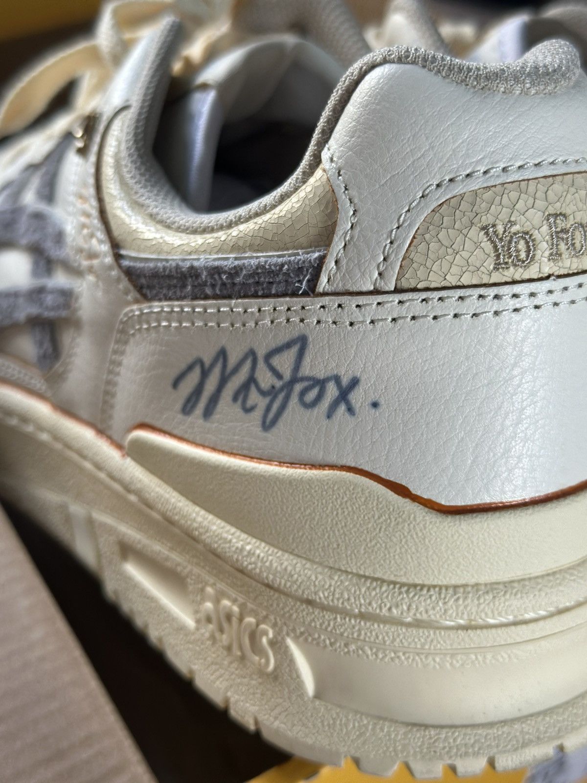 Asics Foxtrot uniform x ASICS (SIGNED) Size US 12 / EU 45 - 1 Thumbnail