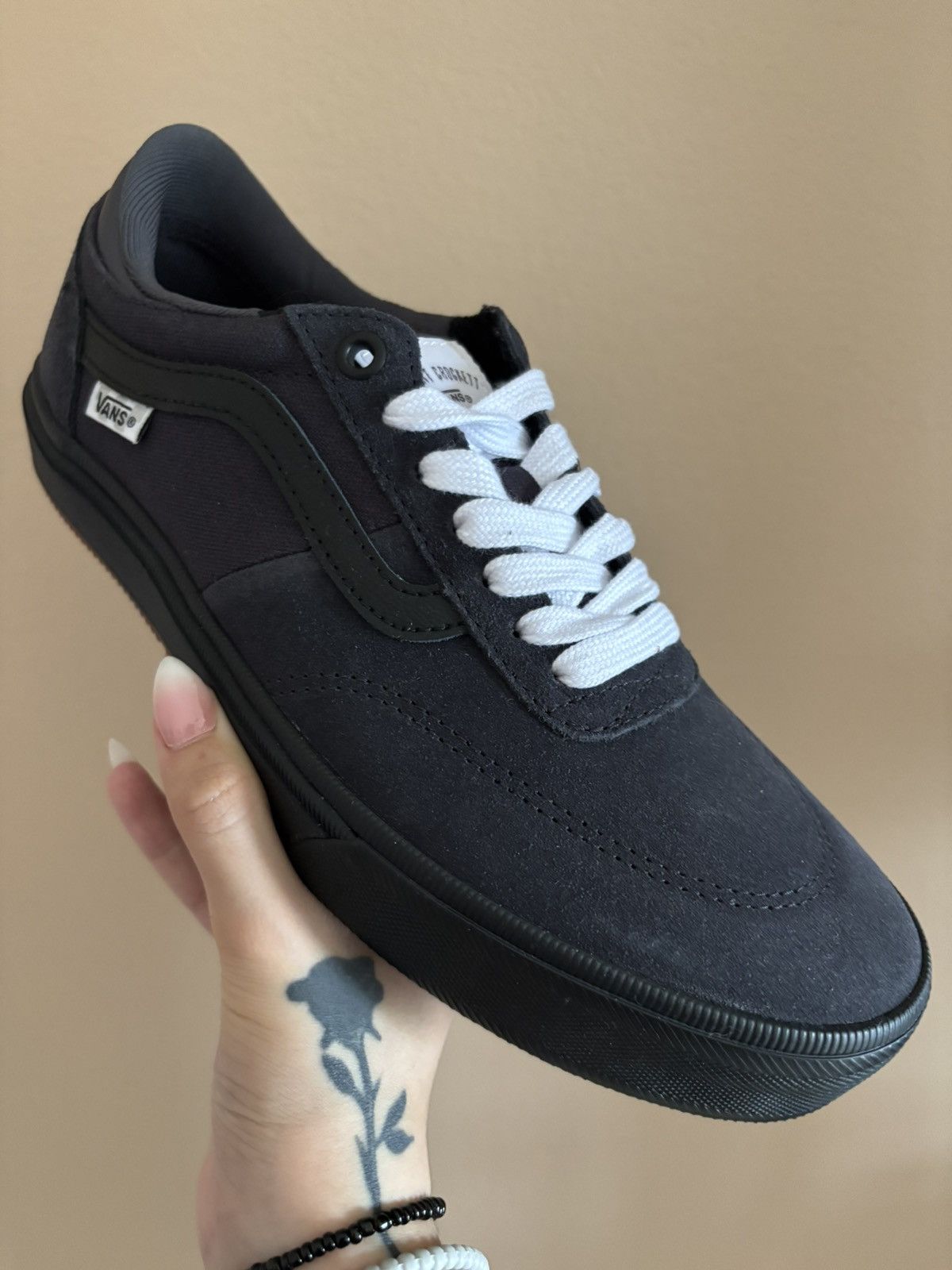 Vans Vans Gilbert Crockett ‘Dark Navy’ Size US 6.5 / EU 39-40 - 2 Thumbnail