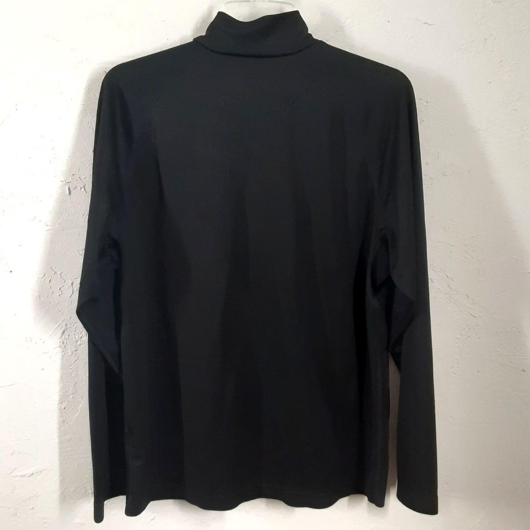 The North Face The North Face Mens M Medium Long Sleeve 1/4 Zip Lightweight Athletic Shirt Black Logo Pullover Breathing Size US M / EU 48-50 / 2 - 5 Thumbnail