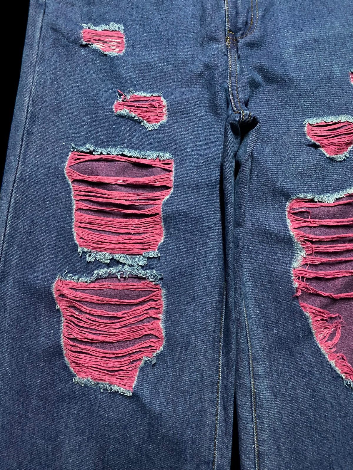Japanese Brand Vintage Japanese Brand Romwe Nice Ripped Baggy Jeans Size US 31 - 7 Thumbnail