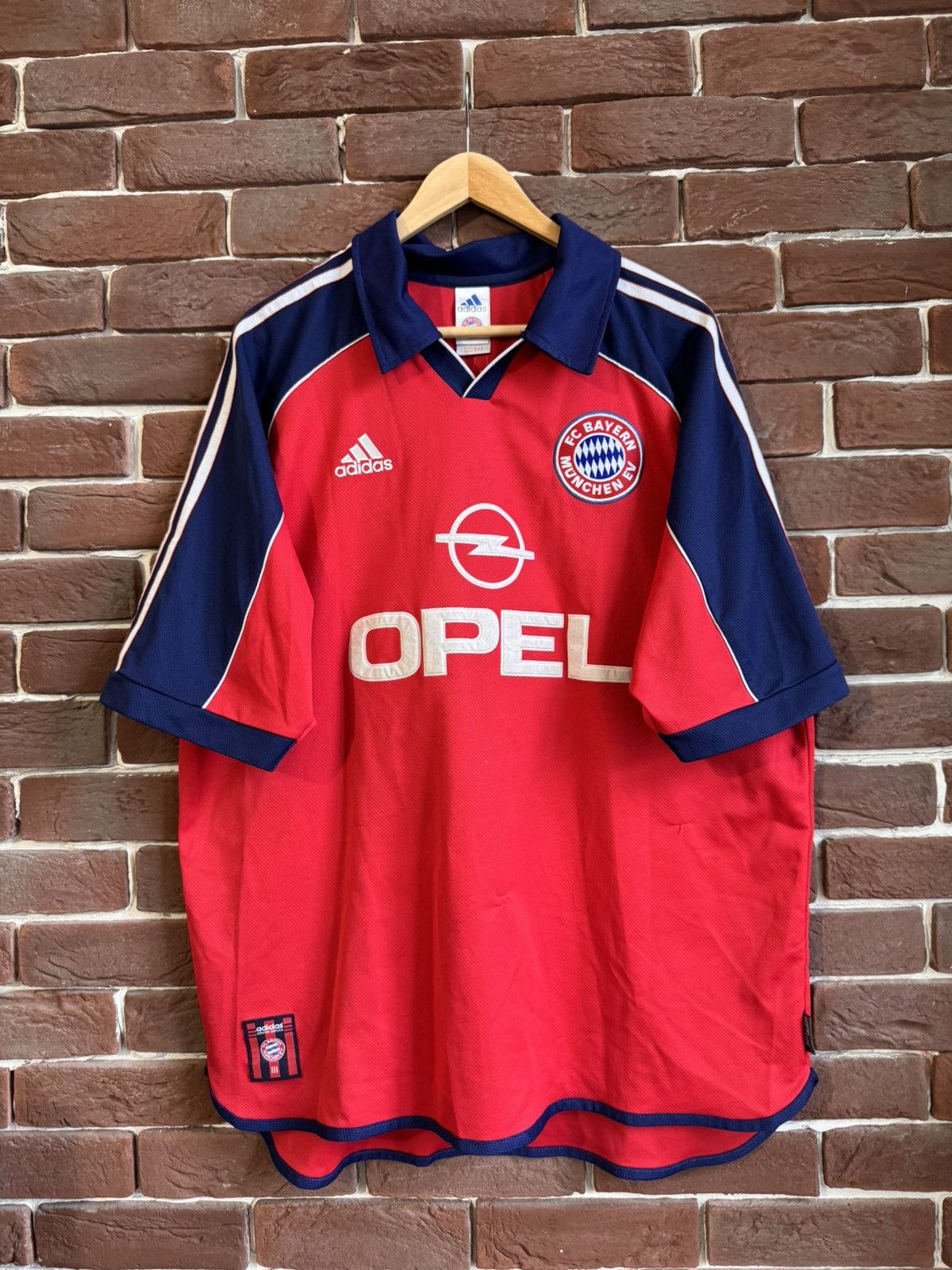 Adidas Rare Vintage 90s Adidas Bayern Munich Jersey Football XL red Size US XL / EU 56 / 4 - 1 Thumbnail
