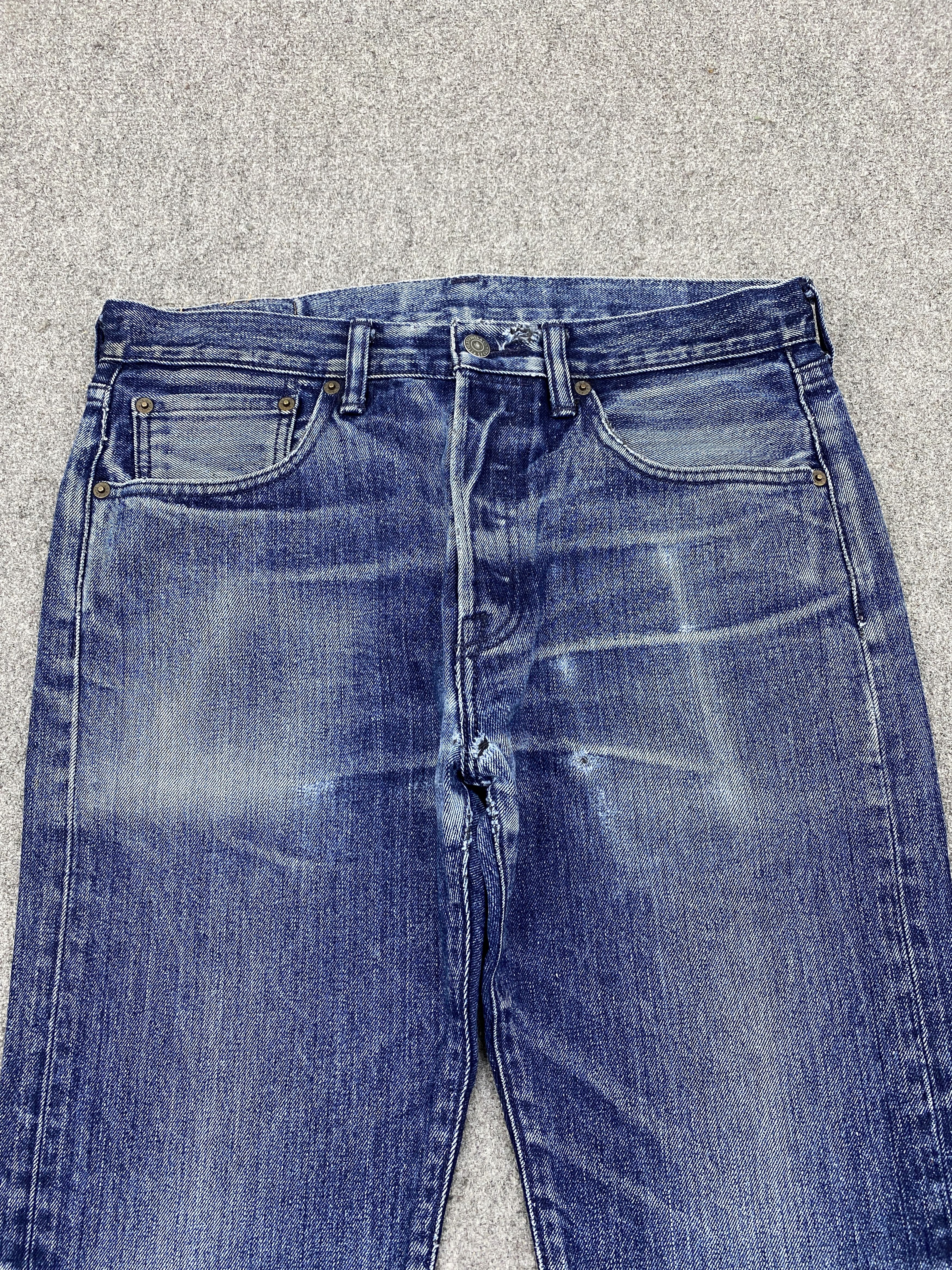 Levi's Vintage Levis 501 Faded Jeans DP2756 Size US 33 - 2 Thumbnail