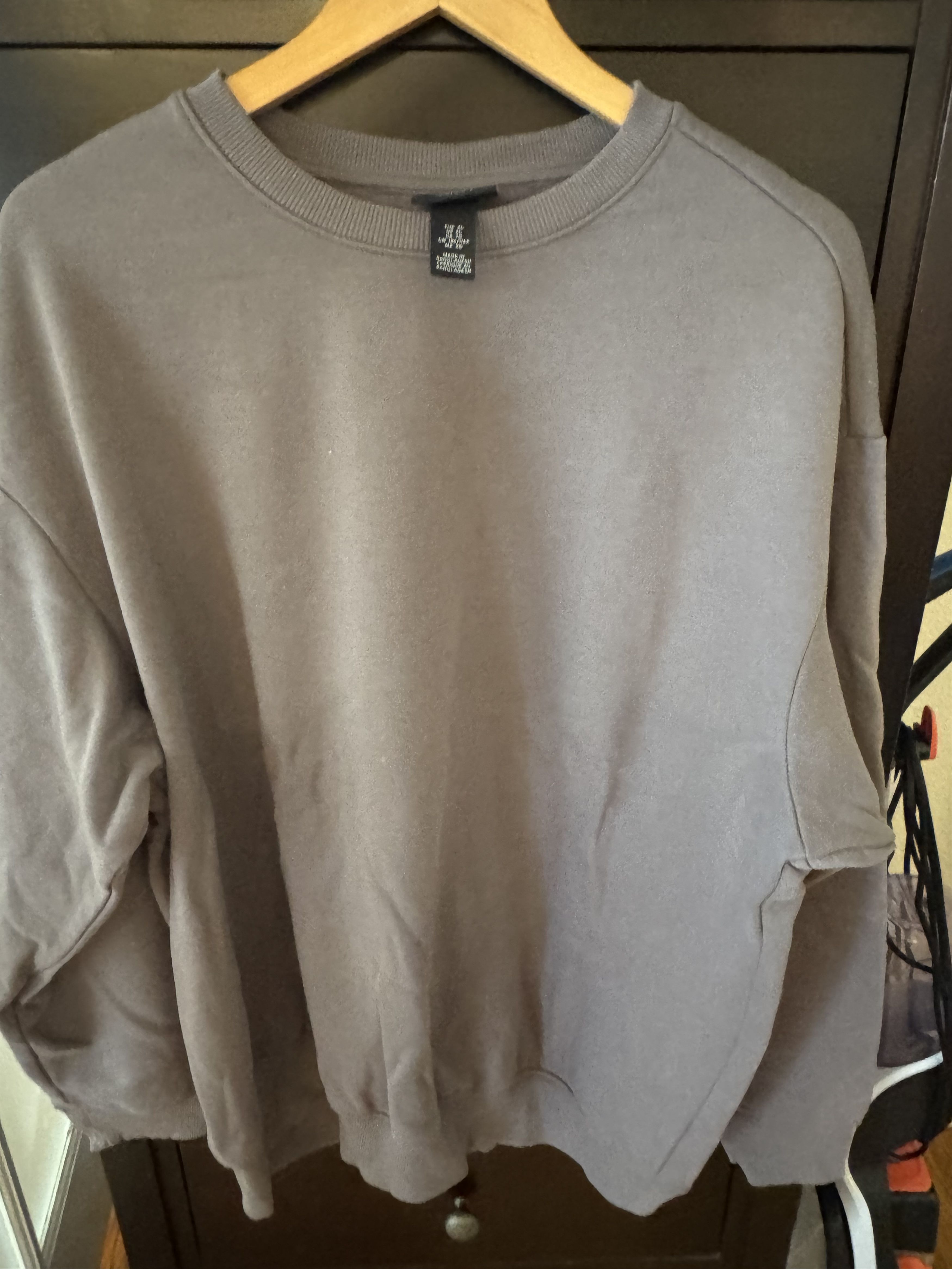 H&M H&M Brown Sweatshirt. US XL. No Defects Size US XL / EU 56 / 4 - 1 Thumbnail