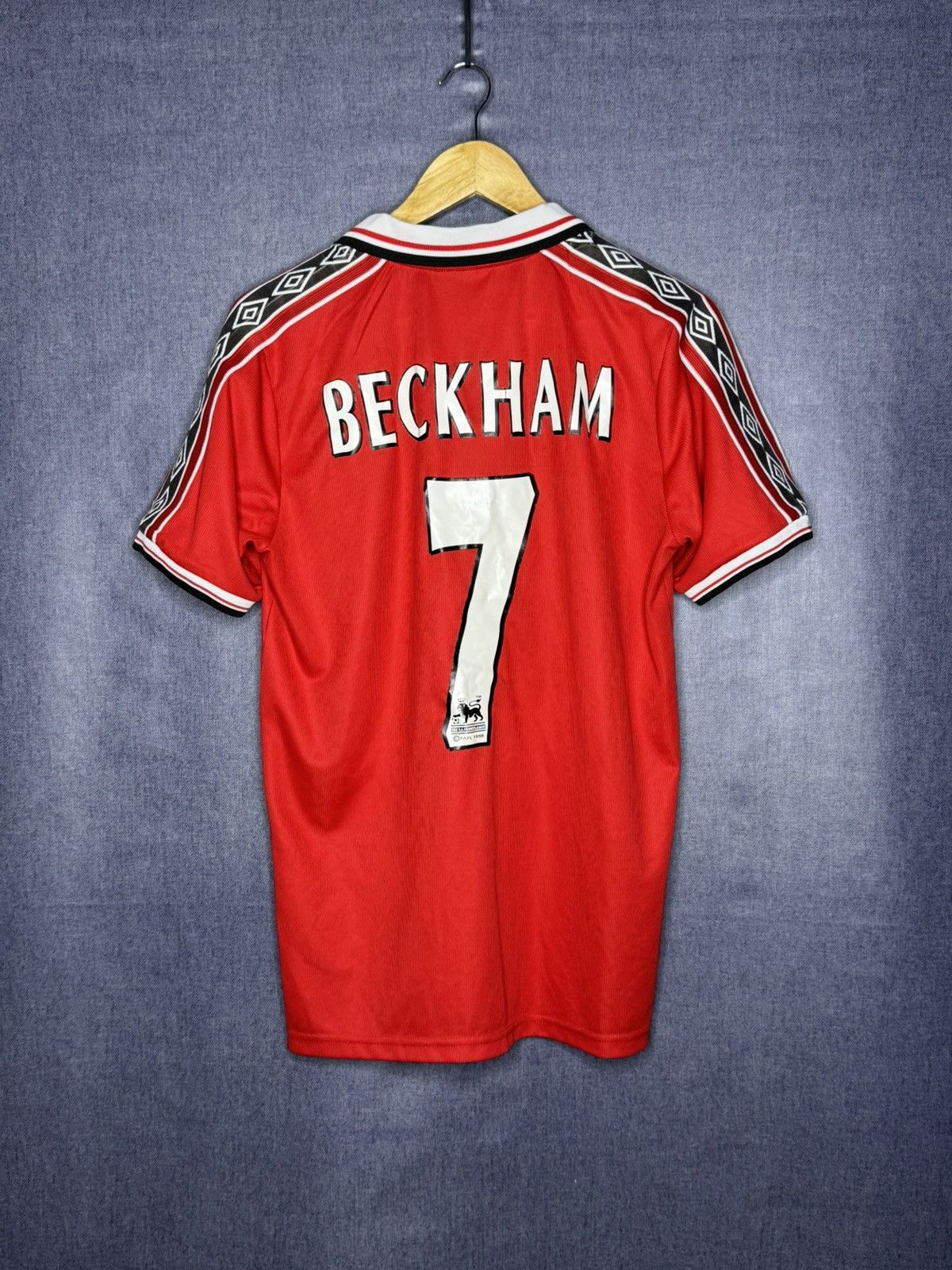 Umbro Beckham#7 Vintage Umbro Manchester United Sharp Jersey Retro Size US M / EU 48-50 / 2 - 2 Thumbnail