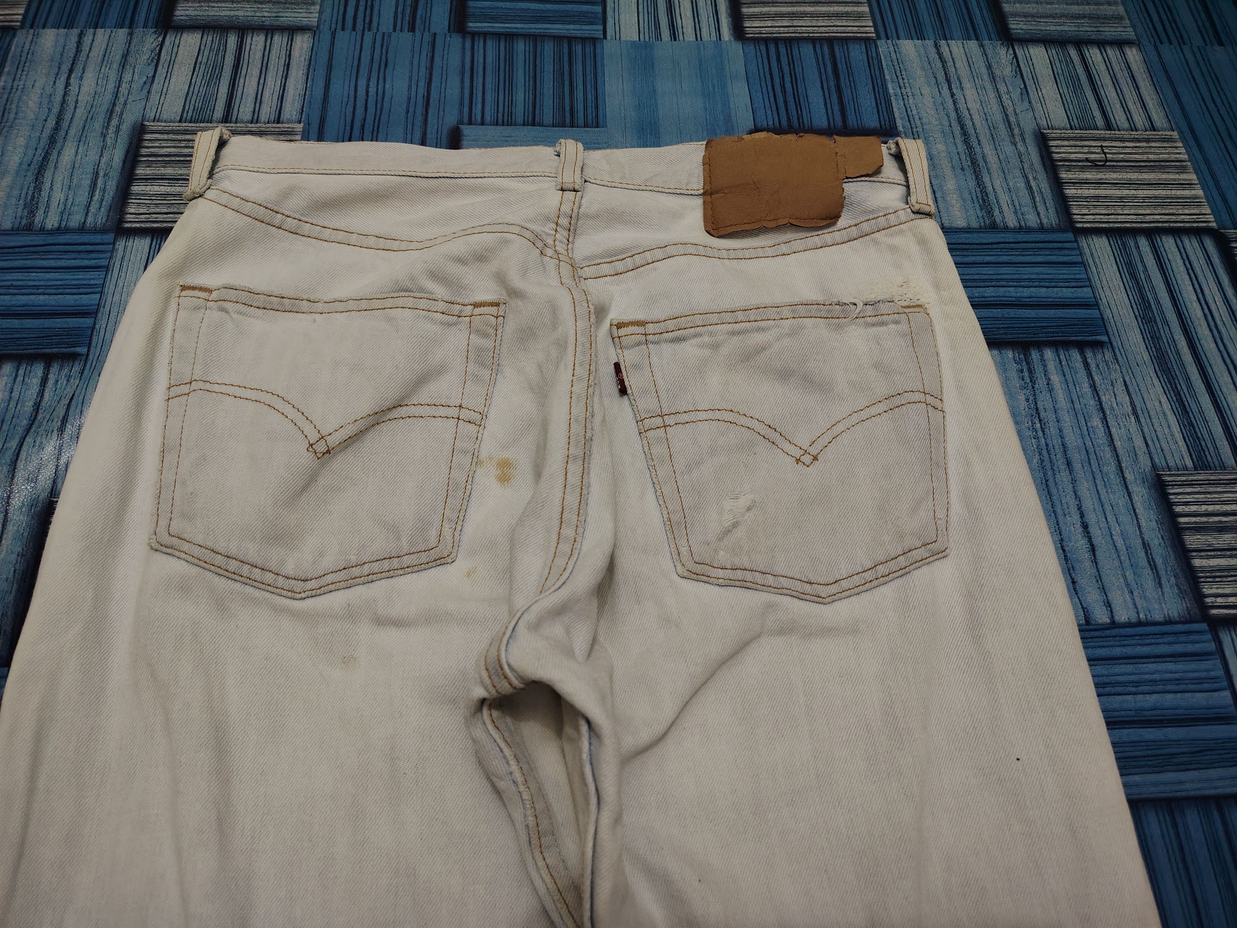 Levi's Thrashed Acid Washed Vtg Levi's 501 Button 553 made in usa Size US 30 / EU 46 - 22 Thumbnail