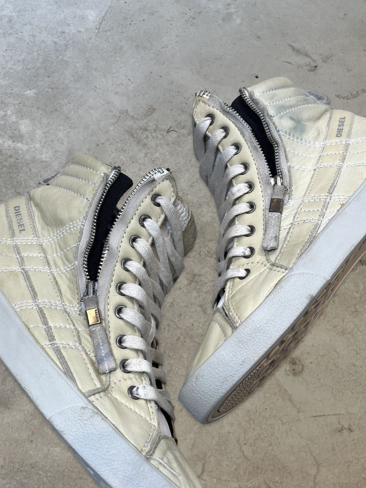 Diesel (FW18) D-STRING PLUS HI TOP Size US 8.5 / EU 41-42 - 4 Thumbnail