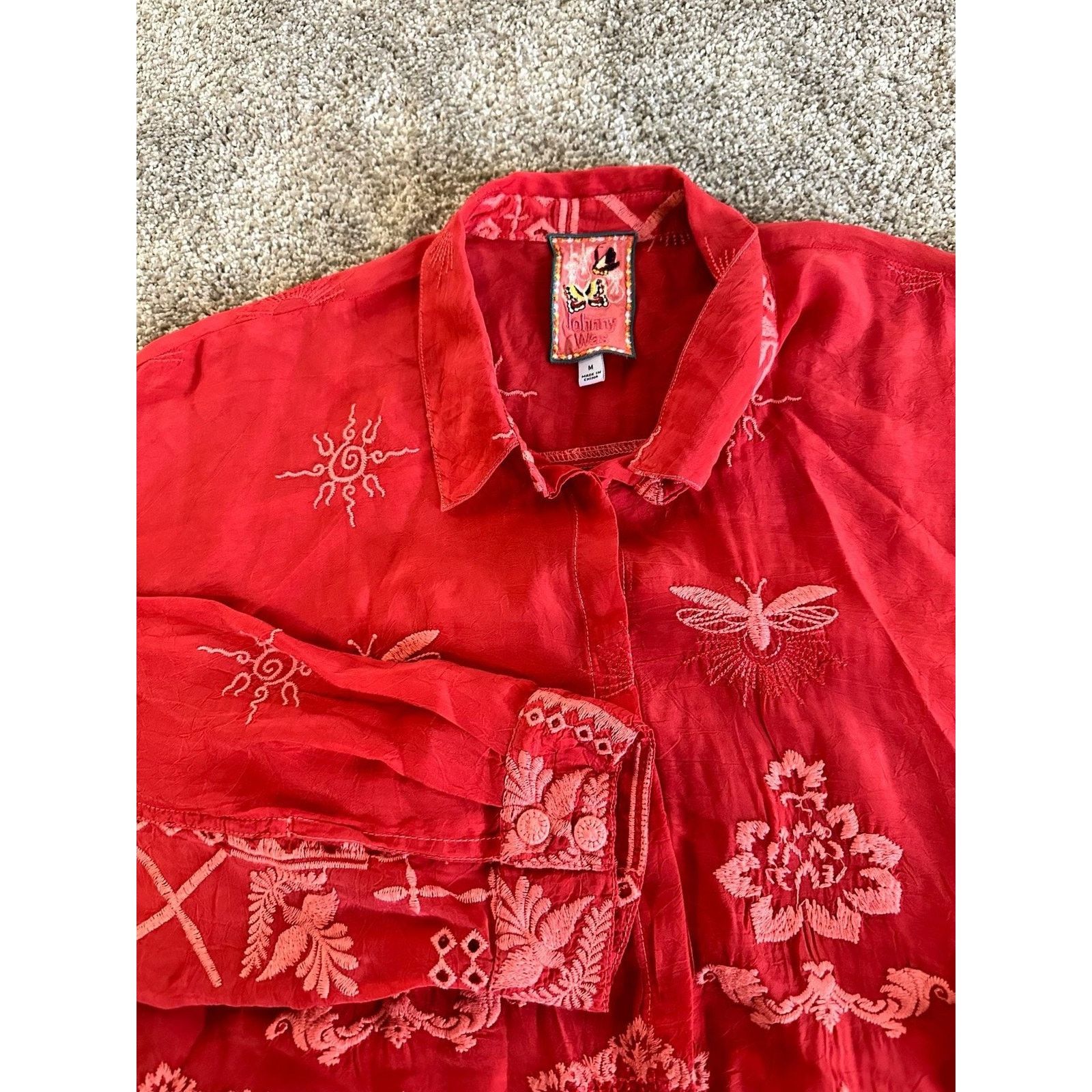 Johnny Was Johnny Was Red Slim Audrey Embroidered Shirt Size M Size M / US 6-8 / IT 42-44 - 2 Thumbnail