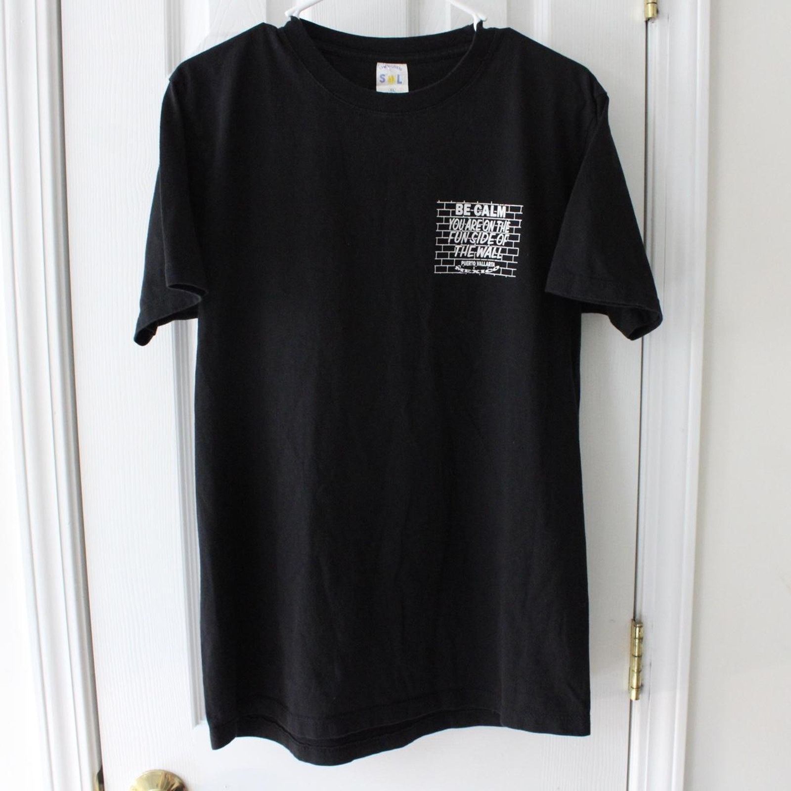 & Other Stories Black Puerto Vallarta Mexico Souvenir Graphic Tee Size US XL / EU 56 / 4 - 3 Thumbnail