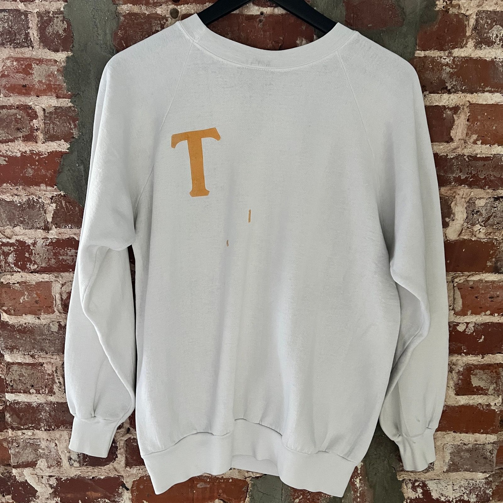 Disney VTG Taz Ski Devil White Crewneck Sweatshirt M 20.5x26 Size US M / EU 48-50 / 2 - 5 Thumbnail
