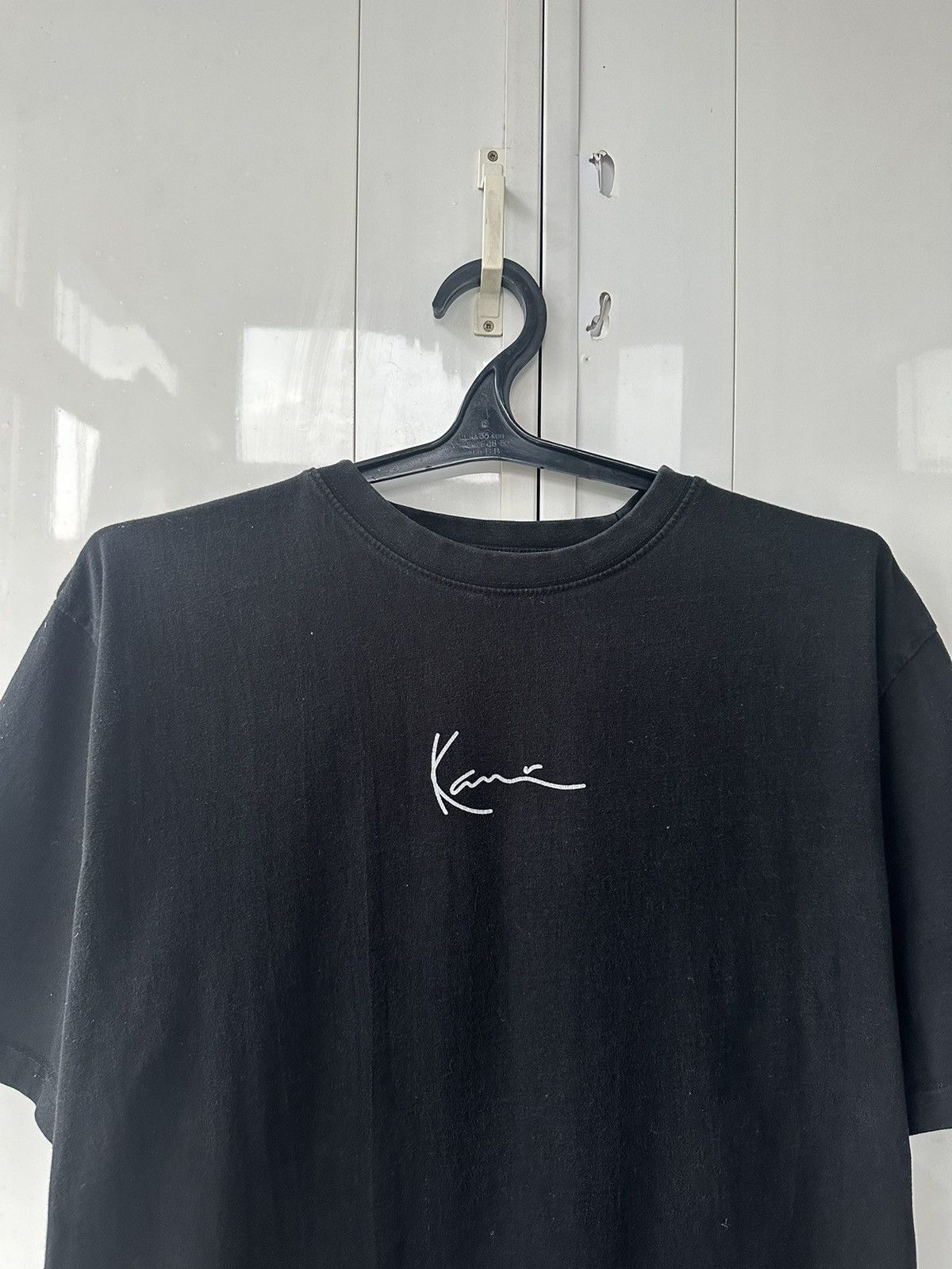 Other Vintage Karl Kani T-shirt Black Centre Logo Size US L / EU 52-54 / 3 - 8 Thumbnail