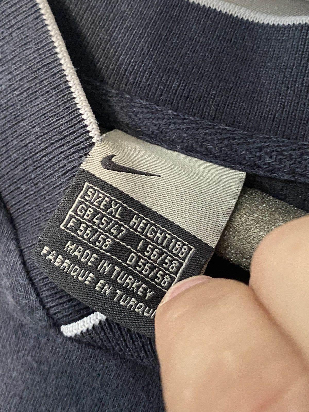 Nike × Vintage Vintage Nike central Logo T-shirt Hype Drill Size US XL / EU 56 / 4 - 2 Thumbnail